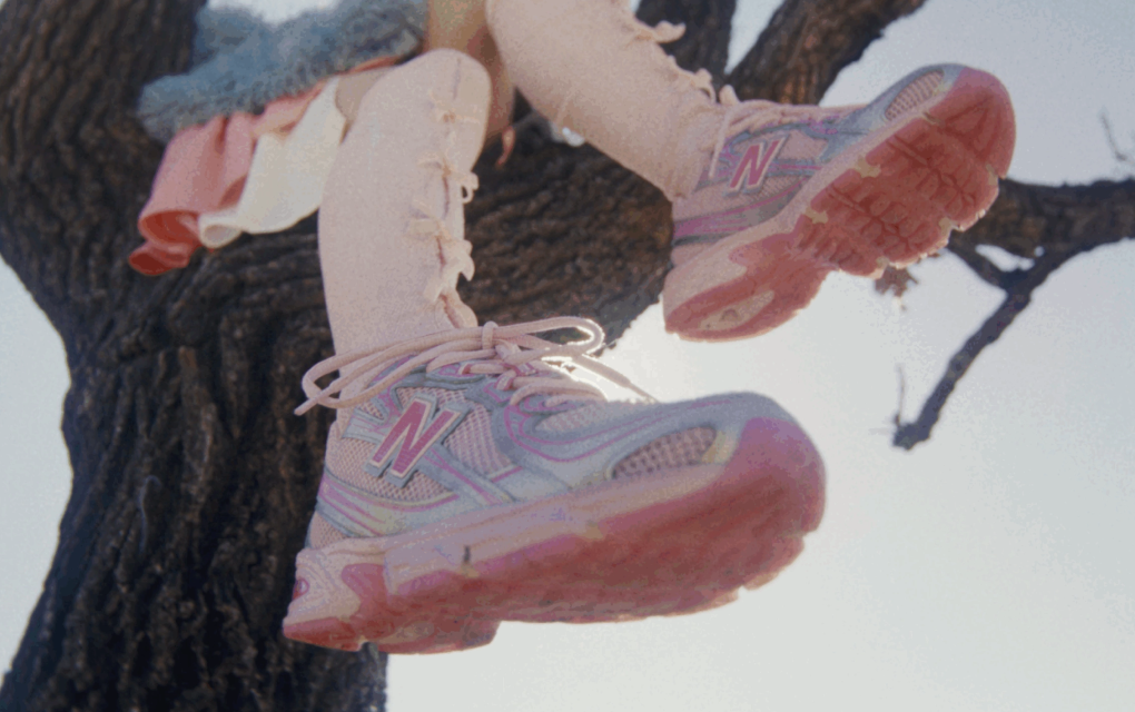 Website Updated / atmos pink × New Balance “Pink Vacation” Promotion